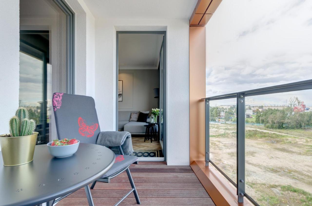 Brabank Riverside By Downtown Apartments Gdansk Exterior photo